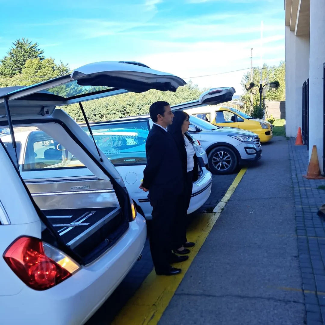 Servicio funerario con traslado y acompañamiento profesional